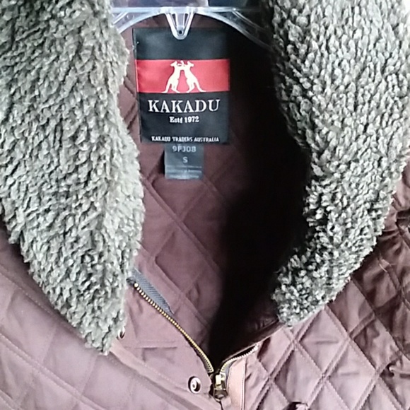 Womens coat - Picture 2 of 4